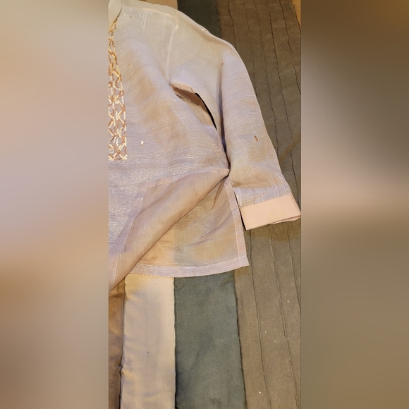 Onésimus 100% Silk Barong - Picture 3 of 4